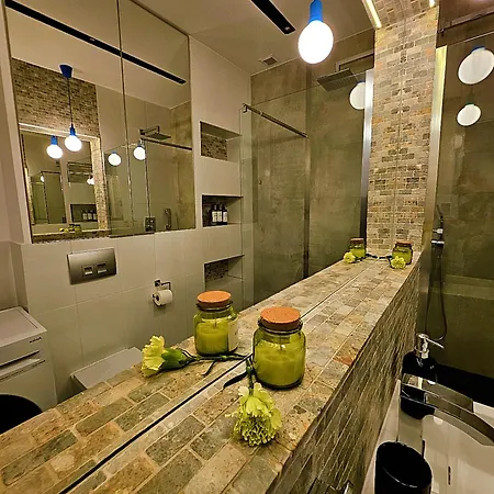 Apartment Point Of View *